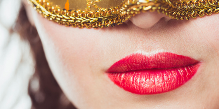 ajakfeltöltés ára megéri a szimmetrikus szék szájért